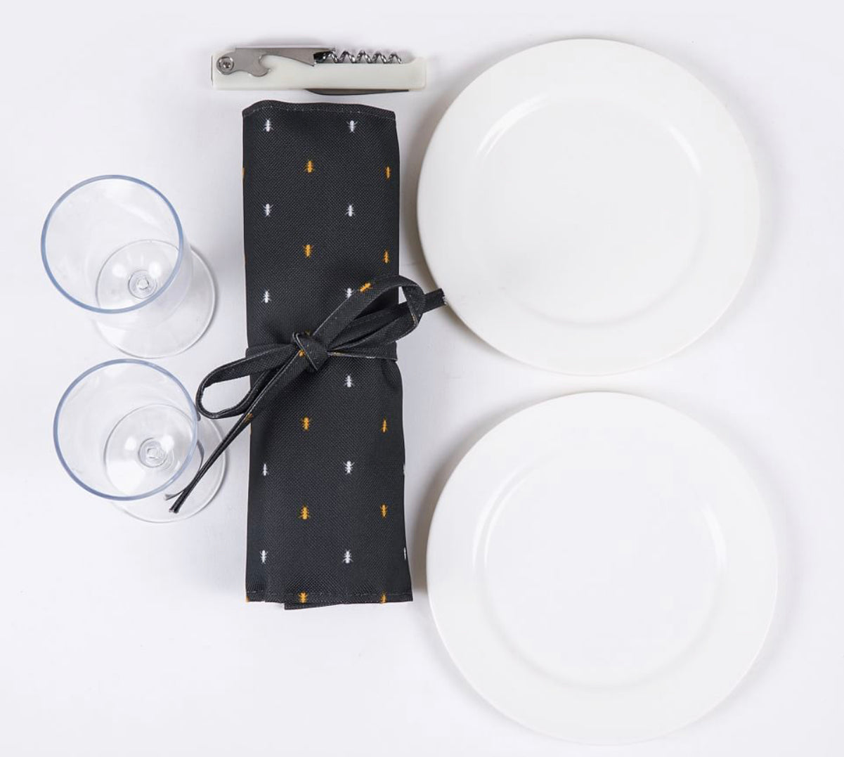 York Picnic Basket - Set for 2